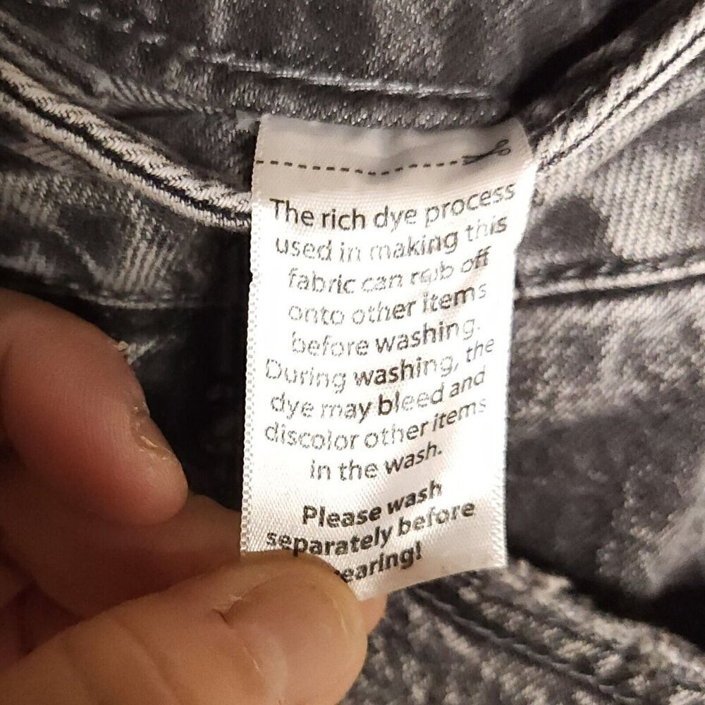Time & Tru Black High Rise Jeans 2 - Picture 10 of 10